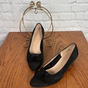 Salvatore Ferragamo Low Heel Tassel 7.5 B Suede Heels